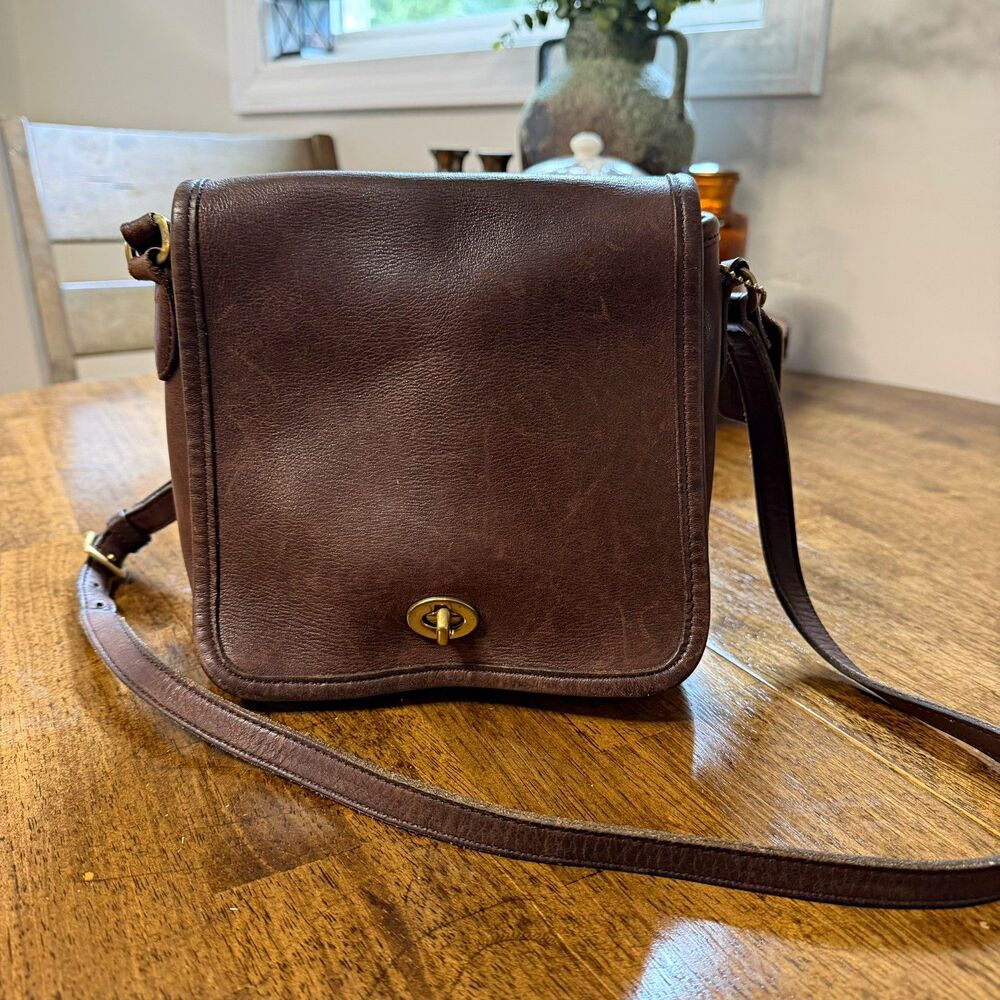 Vintage 1990s Coach Companion Flap Bag 9076 Brown Leather Crossbody - Turn Lock